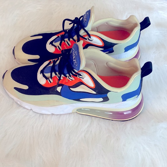 Nike Air Max 270 React, Women’s Size 11 - Picture 5 of 13